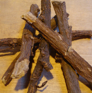 Licorice root stix, whole